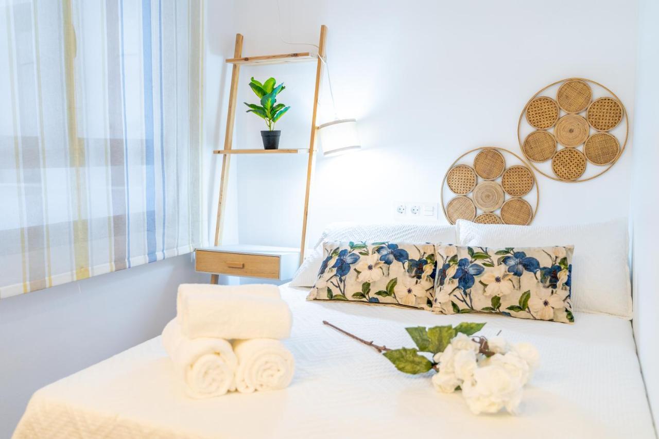 Expoholidays-apartamentos Centro Parking Gratis Almería